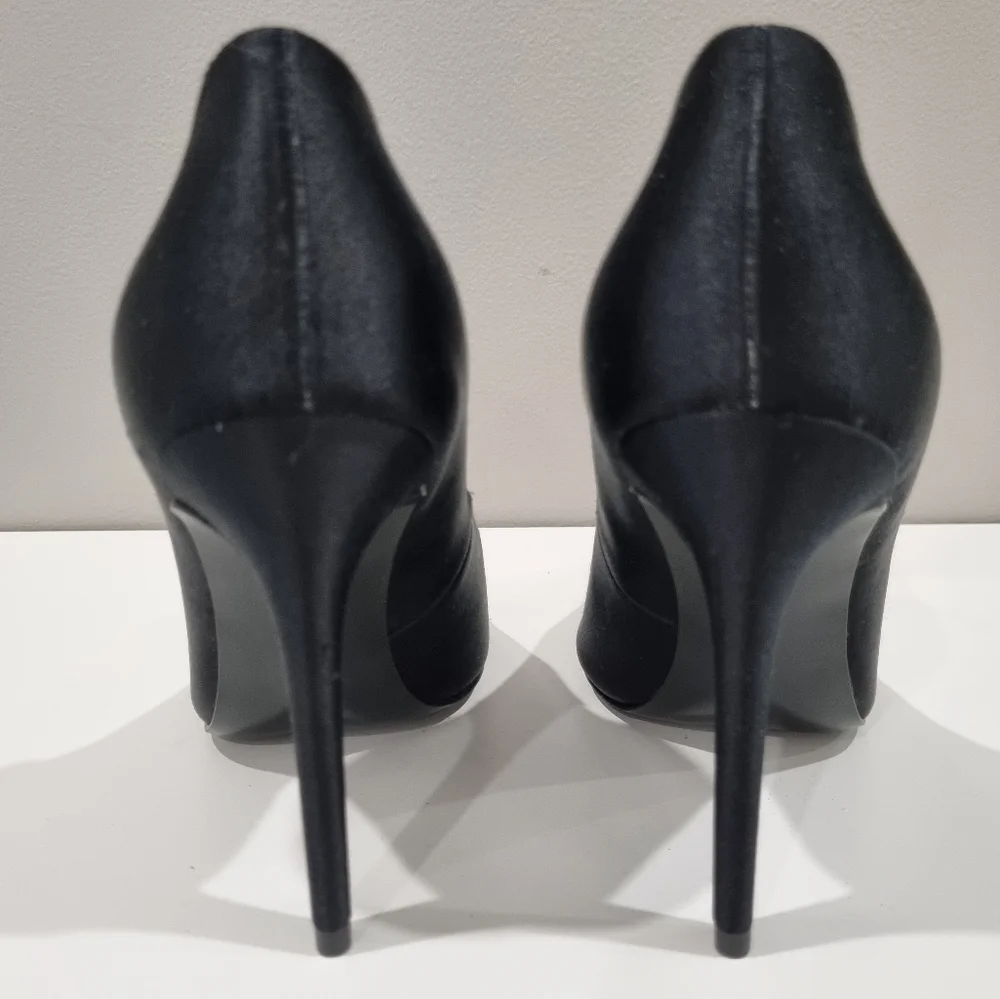 Kendall + Kylie "Abi" Classic Black Satin Pointed Toe Heels, Like New, Size 8 - Picture 7 of 11